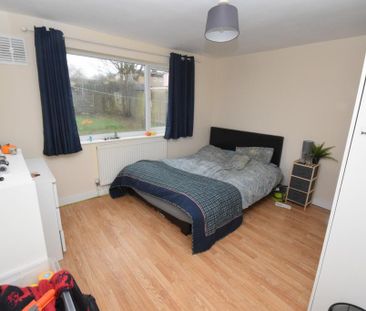 4 bedroom house to rent - Photo 1