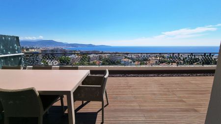 Location Appartement 4 pièces 100m² NICE 06200 - Photo 2