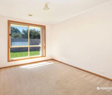 6A Chelsea Place, Alfredton VIC 3350 - House For Rent | Domain - Photo 3