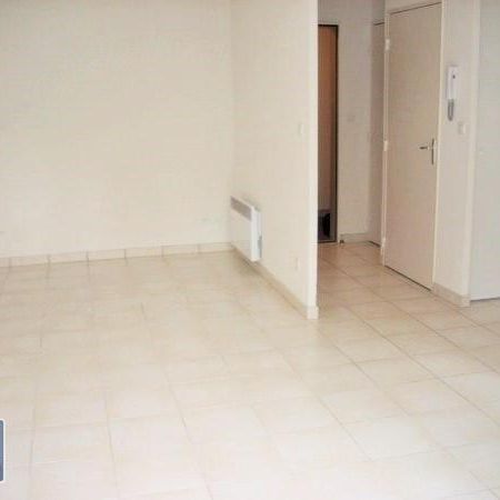 Location Appartement 1 pièce 28m² CLERMONT FERRAND 63000 - Photo 2