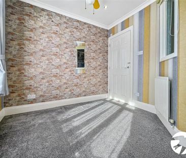 4 bedroom terraced house to rent - Photo 6