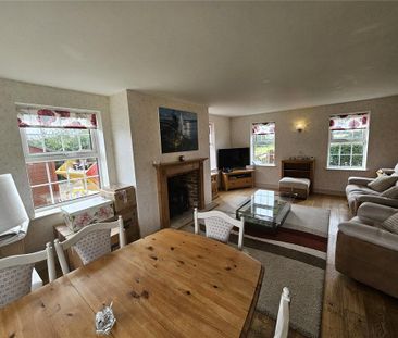 4 bedroom semi-detached house to rent - Photo 1