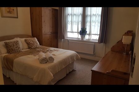 2 Bed Flat, Crawford Mansions, W1H - Photo 3