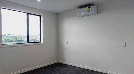 Spacious 3-Bedroom Home in Totara Park - Photo 5