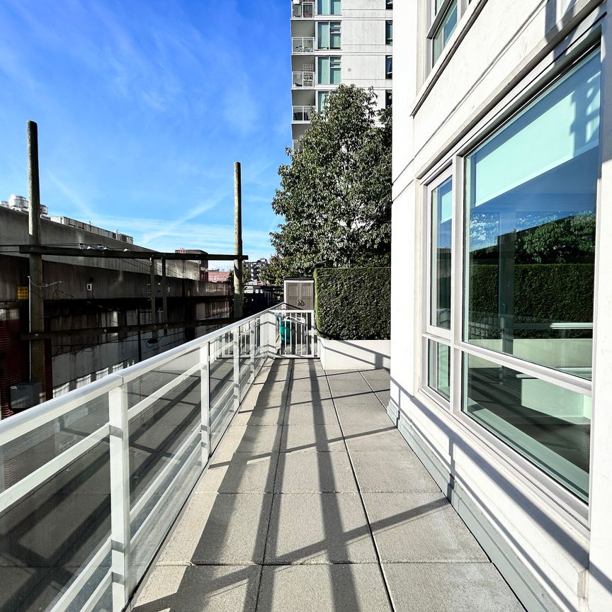 183 East Georgia Street, Vancouver - Photo 1