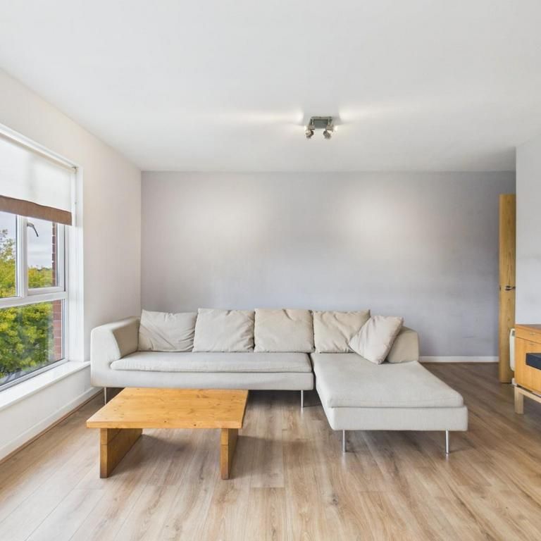 2 bedroom house to rent - Photo 1