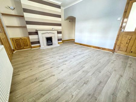 South View, Shiney Row, Houghton Le Spring, Tyne and Wear, DH4 4JR - Photo 2