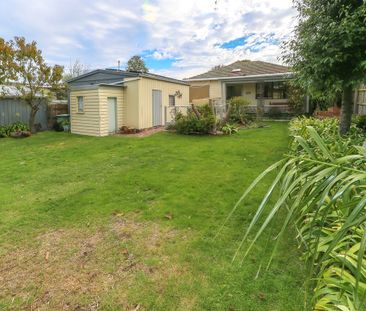 45 Charles Street, Glen Iris VIC 3146 - House For Rent | Domain - Photo 5