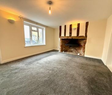 2 bedroom semi-detached house to rent - Photo 2