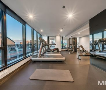 311/555 St Kilda Road, Melbourne - Photo 2