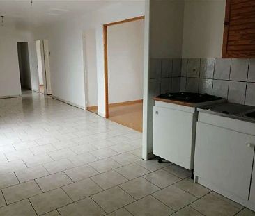 Appartement 4 pièces - 63m² à Mayenne (53100) - Photo 3