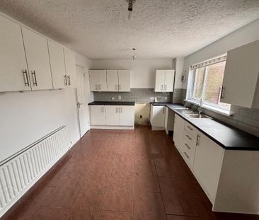 26 Longstone Avenue, Dundonald, Belfast, BT16 2DX - Photo 1