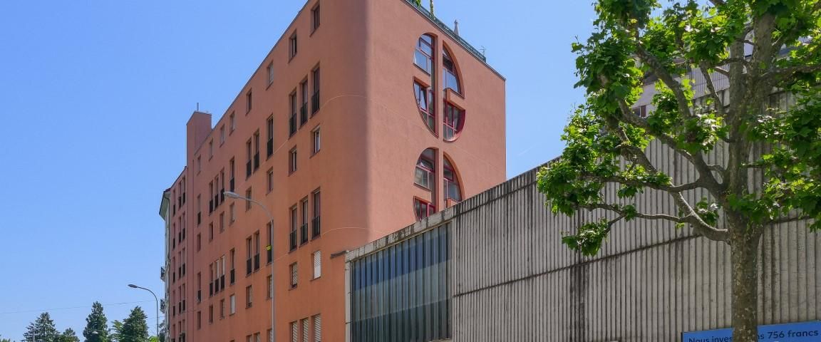 Bel appartement lumineux de 3 pièces au 3ème étage - BAIL A TERME FIXE 1 AN. Visite groupée le lundi 18 novembre 2024 de 12h00 à 12h30. - Photo 1