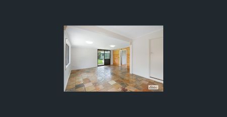 Charming 3-Bedroom Home in Prime Wodonga Location - Photo 2