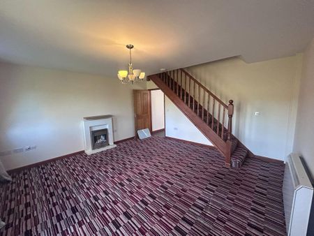 2 bedroom semi-detached house to rent - Photo 2