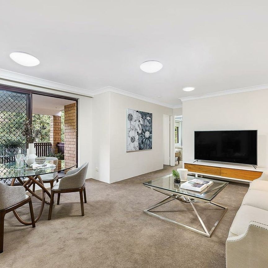 Leafy outlook and peaceful surrounds - Photo 1