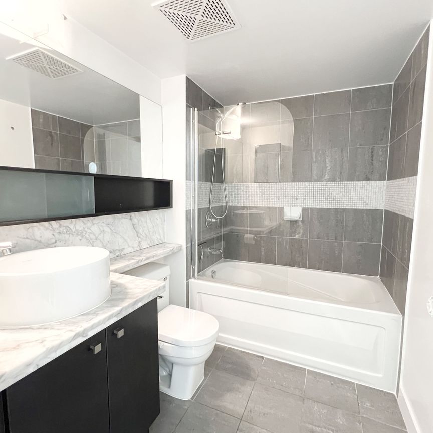 For Lease - 11 Brunel Court Unit# 3716, Toronto, Ontario - Photo 1