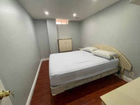 For Lease - 340 Bristol Road Unit# Lower Level, Mississauga, Ontario - Photo 2