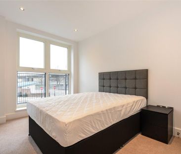 2 bedroom flat to rent - Photo 6