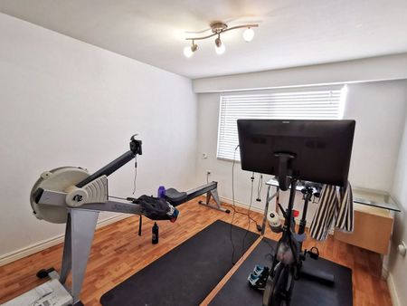 1294 Netley Place apartment — West Vancouver, BC (4-Bedroom) - 4 Bedroom - Photo 4