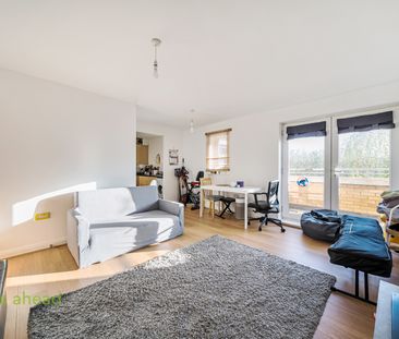 Manning Gardens, Croydon, CR0 - Photo 2