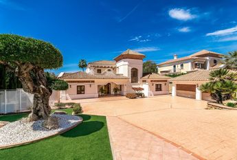 5 bedroom luxury Villa for rent in Marbella, Spain