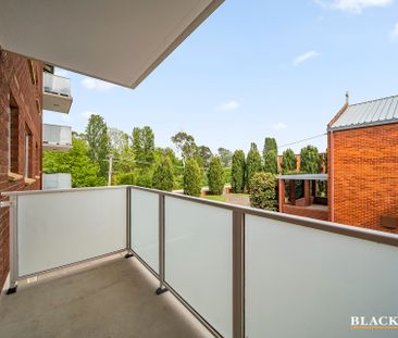 4/30 Trinculo Place, Queanbeyan NSW 2620 - Apartment For Rent | Domain - Photo 3