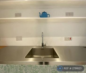 1 bedroom detached house to rent - Photo 6