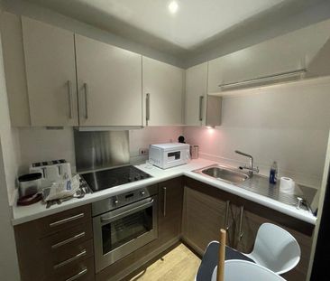 Room in a Shared Flat, Casson Apartments, E14 - Photo 6