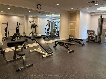 For Lease - 5229 Dundas Street West Street Unit# 1210, Toronto, Ontario - Photo 4