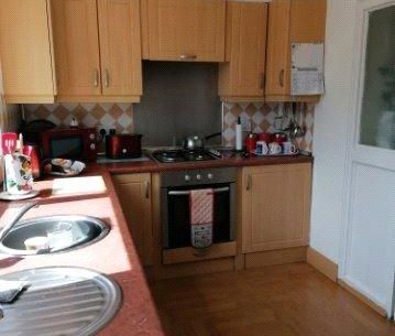 3 bedroom end of terrace house to rent - Photo 6