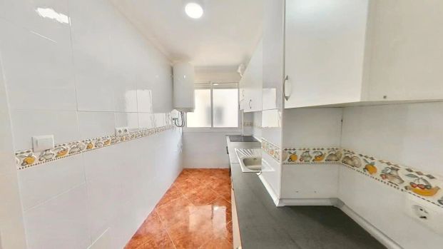 Apartamento de alquiler en Camino Viejo de Málaga - Photo 1