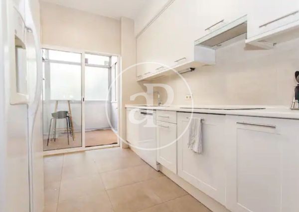 Flat for rent in Valdeacederas (Madrid)