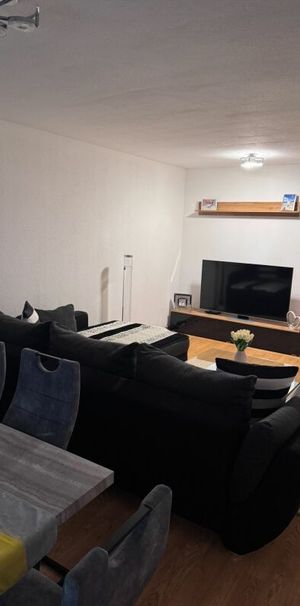 Comfortable 2.5-room apartment in a great location - Photo 1