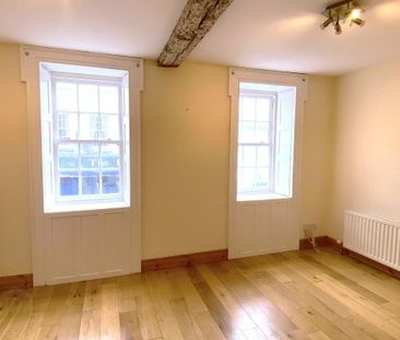 14 Bridge Street, Lisburn, BT28 1XY - Photo 2