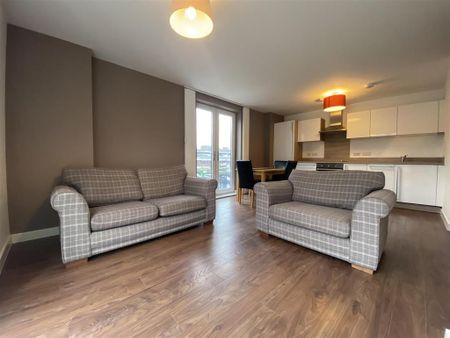 2 bedroom apartment to rent - Photo 5