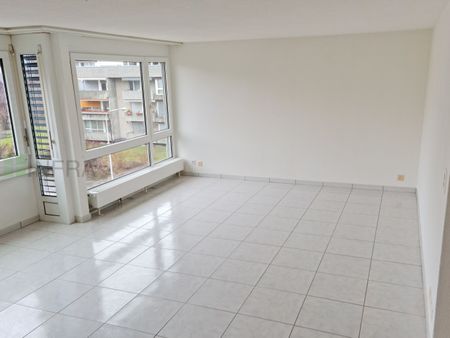 Beautiful 2.5 room apartment, recently renovated and very comfortable - Photo 4