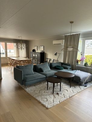 Turingevägen, Älvsjö - Photo 1