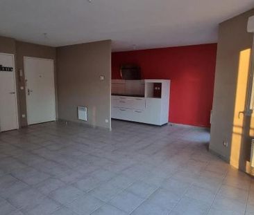 Location Appartement 3 pièces 67m² MALEMORT 19360 - Photo 1