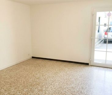 Maison à louer 2 pièces • 64,08 m 2 Saint-Gervasy - Photo 1