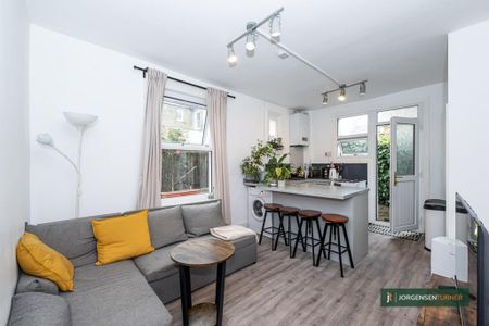 2 bedroom maisonette to rent - Photo 3