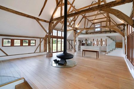 5 bedroom detached house to rent - Photo 4