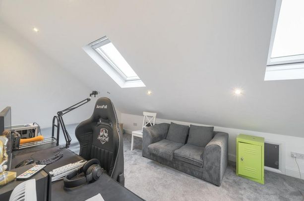 5 bedroom house to rent - Photo 1