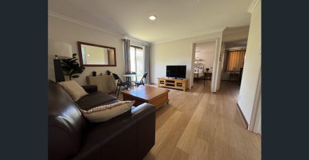 Cosy Winthrop - Photo 2