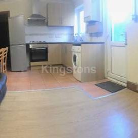 3 bedroom property to rent in Cardiff - Photo 1