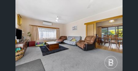 Quality Location - 4 Bedroom Home - Photo 2