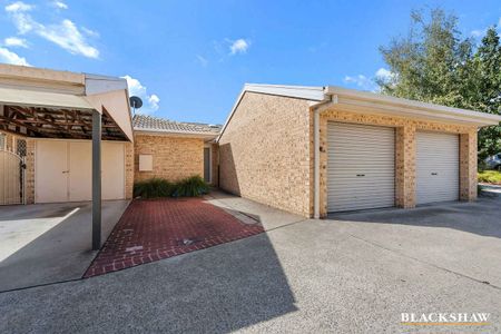 3 Bedroom Home In Florey - Photo 3