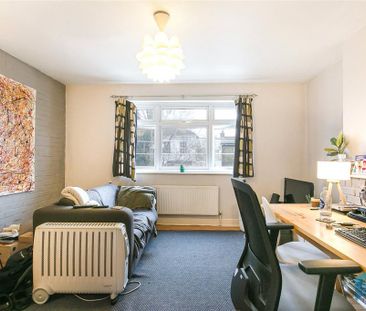 1 bedroom property to rent - Photo 2