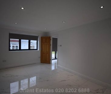 7 bedroom detached house to rent - Photo 3