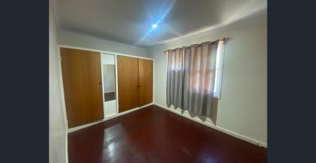 **Open Wednesday 19th Nov. 5:00 PM - 5:15 PM** - Photo 2